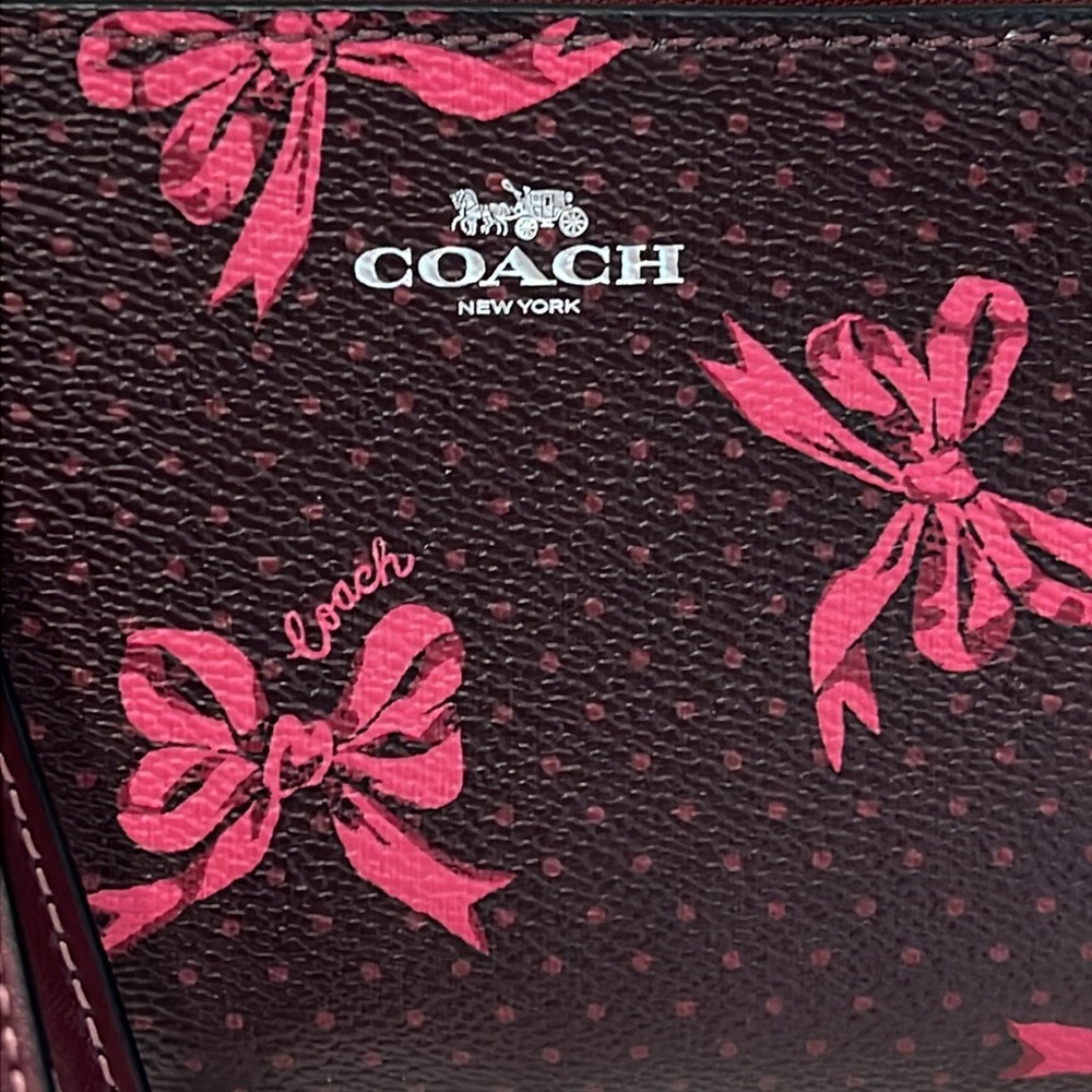 🎀Coach🎀 Wristlet 🎀 - Picture 12 of 16